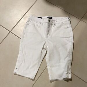 NYDJ Jean shorts sz 8 petite stretchy 1131